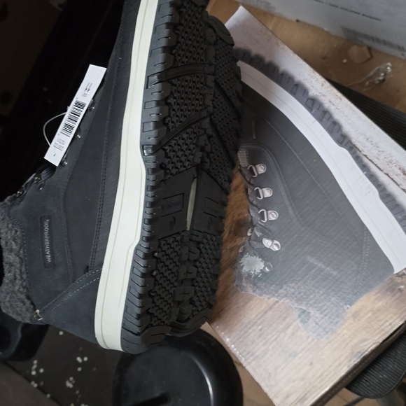 Weatherproof Men's Sneaker Boot - Grey - Picture 5 of 5